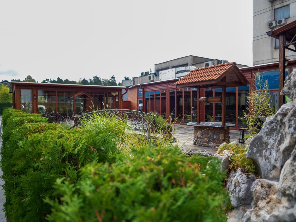 Hotel Elit Pernik Exteriér fotografie