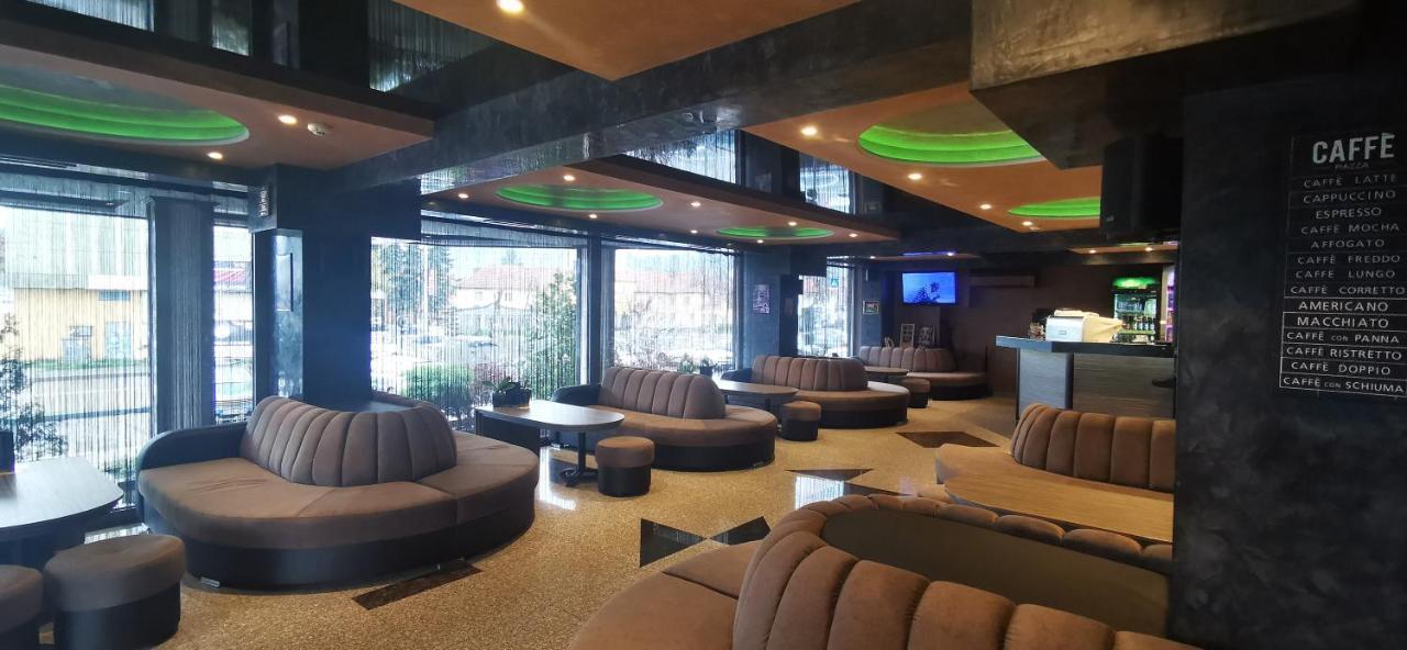 Hotel Elit Pernik Exteriér fotografie