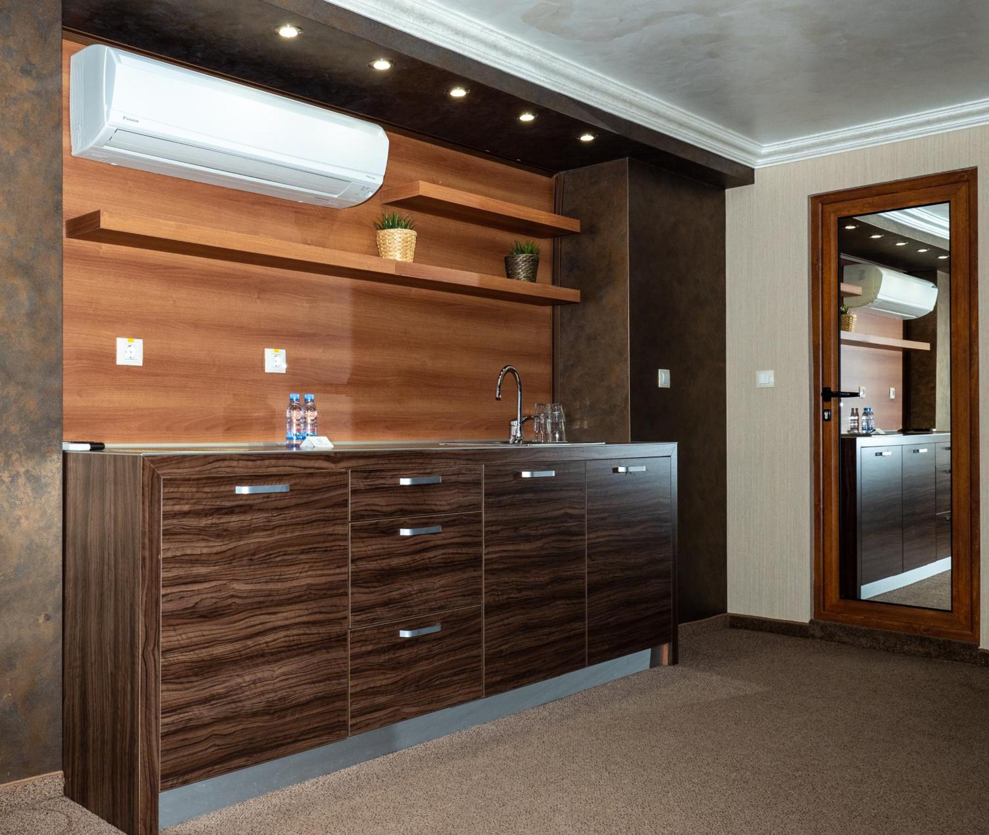 Hotel Elit Pernik Exteriér fotografie
