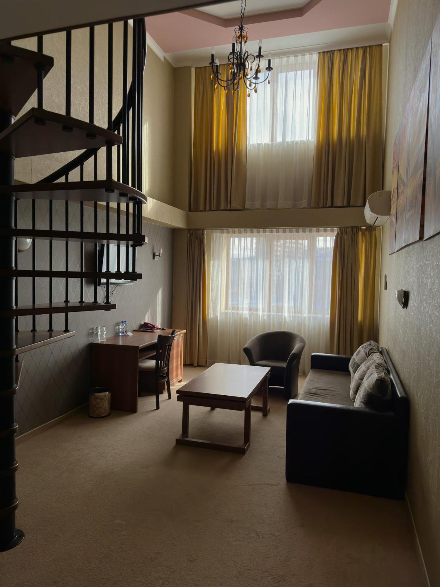 Hotel Elit Pernik Exteriér fotografie