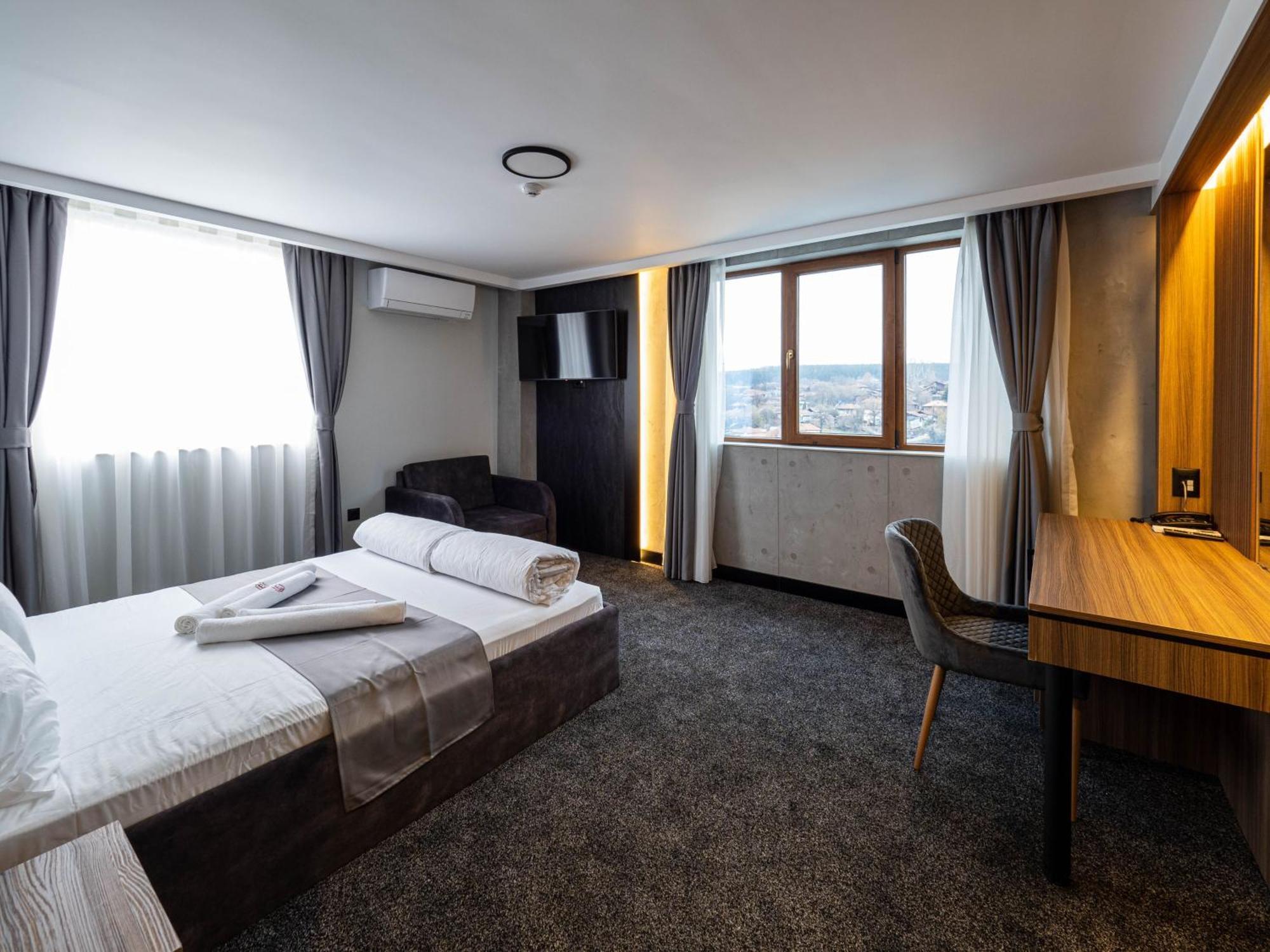 Hotel Elit Pernik Exteriér fotografie