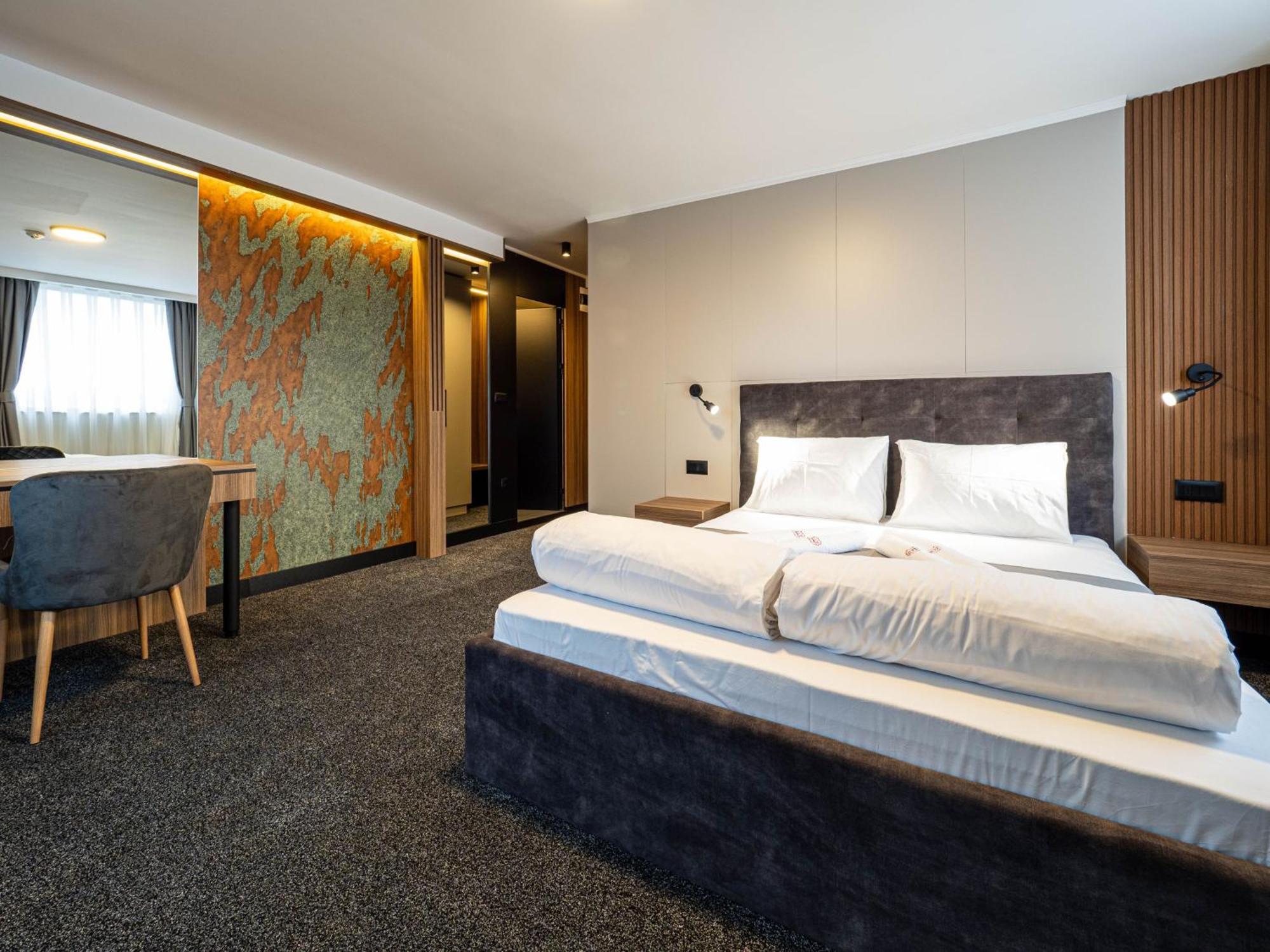 Hotel Elit Pernik Exteriér fotografie