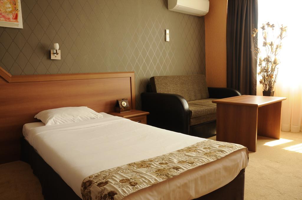 Hotel Elit Pernik Exteriér fotografie