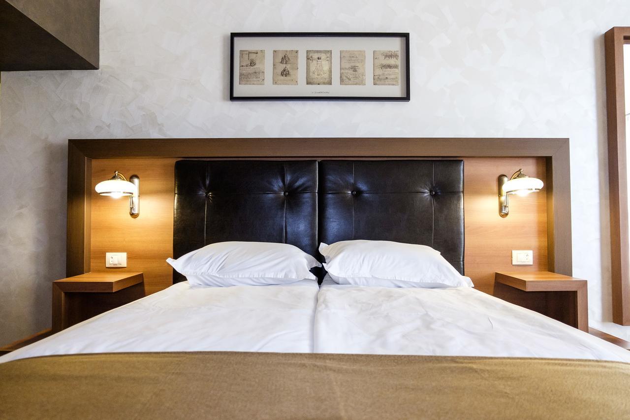 Hotel Elit Pernik Exteriér fotografie